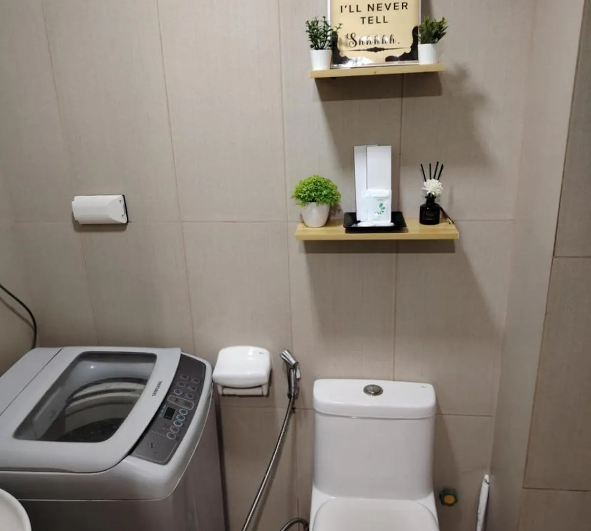 Apartment Affordable Breeze Residence Unit 2118 Manila Philippines