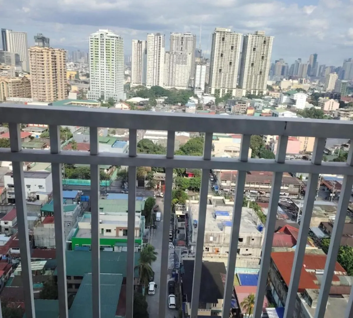 Apartment Affordable Breeze Residence Unit 2118 Manila